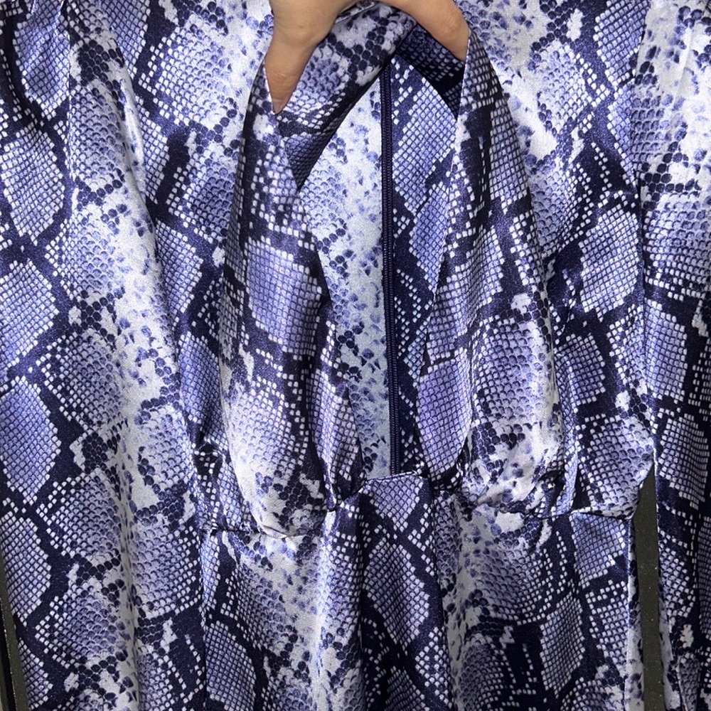 🎄FIRM PRICE🎄 Top shop Snake Cutout Midi Dress - Picture 14 of 16